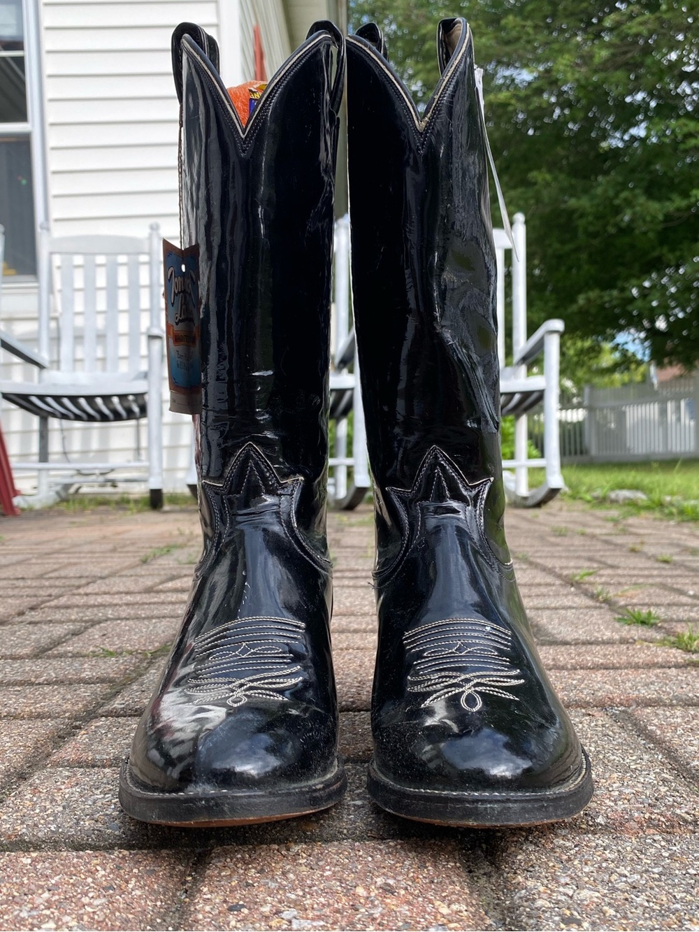 Vintage Black Patent Leather Woman’s Tony Lama Boots with Contrast stitching - Picture 3 of 9